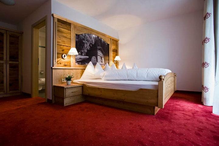 Hotel Pfandleralm San Martino in Passiria Habitación foto